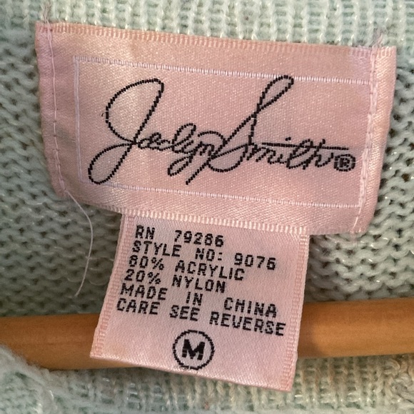 Vintage Christmas Sweater. - Picture 5 of 6